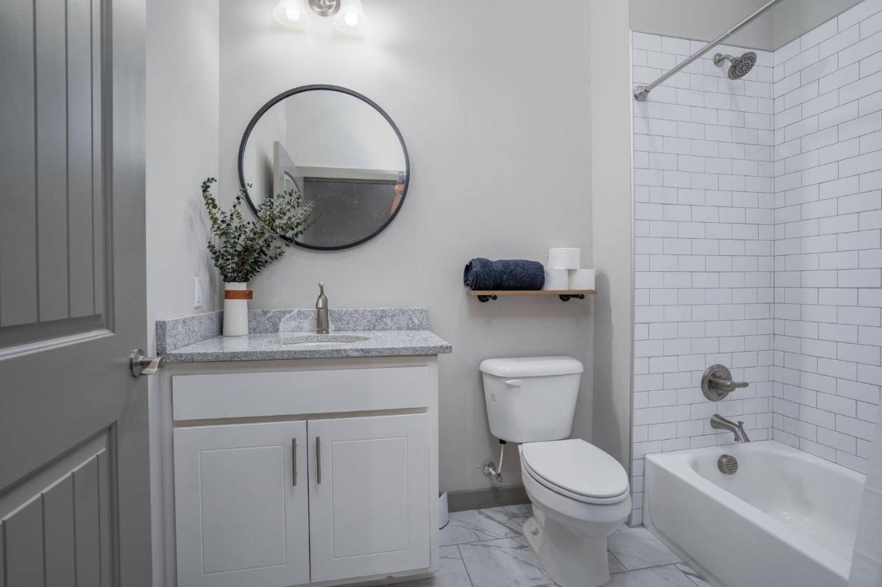 The Davis Lofts At Main Street - Unit 2B Apartment Rocky Mount Luaran gambar